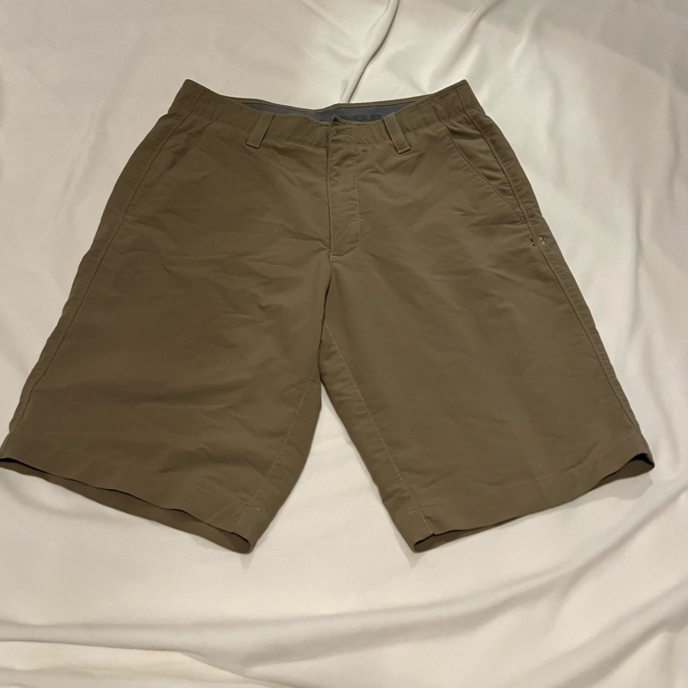 Under Armour golf shorts